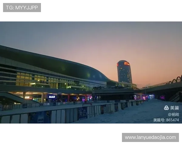 新疆主场球馆漏水 比赛暂停超40分钟